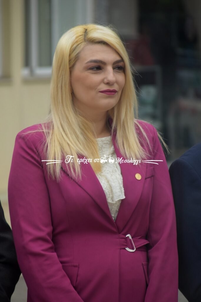 Μεσολόγγι: Δείτε φωτογραφίες των επισήμων από την παρέλαση της 28ης Οκτωβρίου