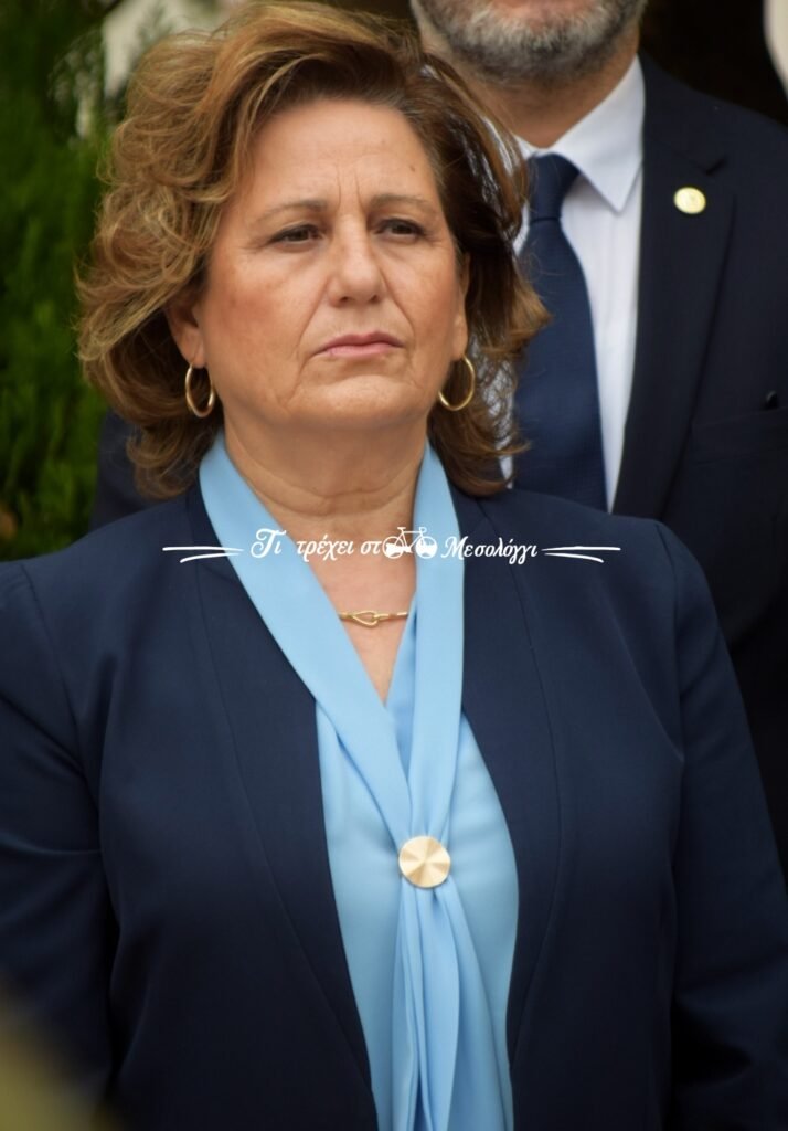 Μεσολόγγι: Δείτε φωτογραφίες των επισήμων από την παρέλαση της 28ης Οκτωβρίου
