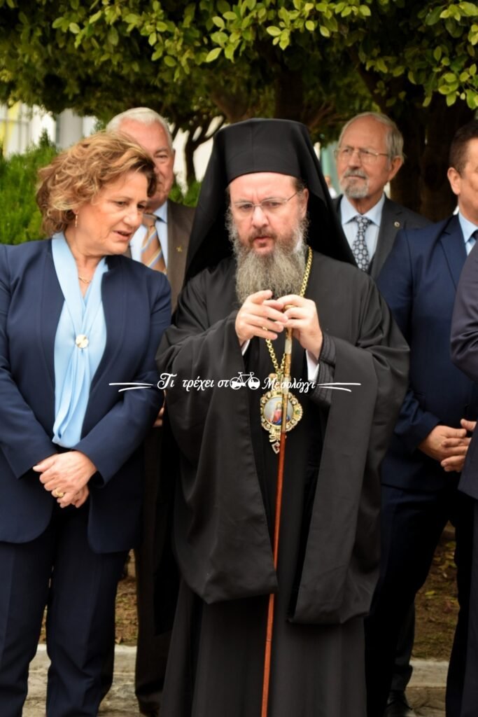 Μεσολόγγι: Δείτε φωτογραφίες των επισήμων από την παρέλαση της 28ης Οκτωβρίου