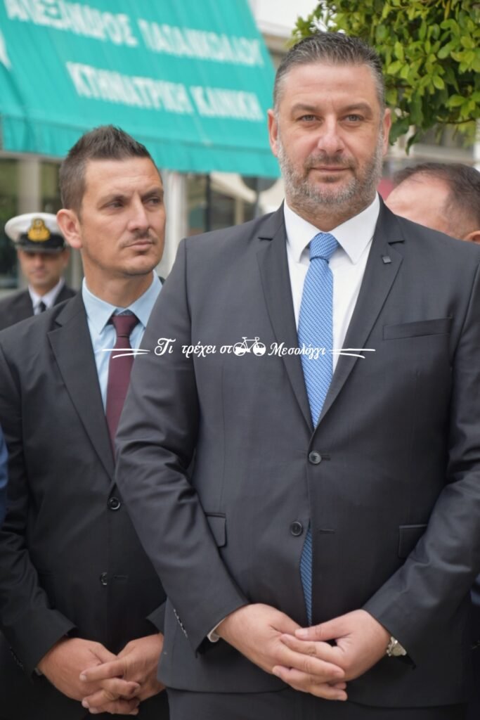 Μεσολόγγι: Δείτε φωτογραφίες των επισήμων από την παρέλαση της 28ης Οκτωβρίου