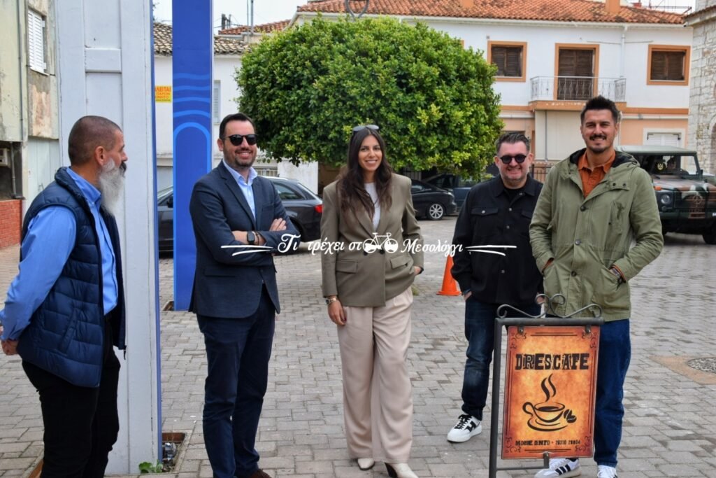 Μεσολόγγι: Δείτε φωτογραφίες των επισήμων από την παρέλαση της 28ης Οκτωβρίου