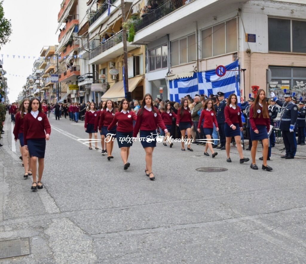 Μεσολόγγι: Δείτε φωτογραφίες από την παρέλαση της 28ης Οκτωβρίου